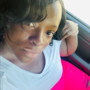 Meet your Posher, Maleasa
